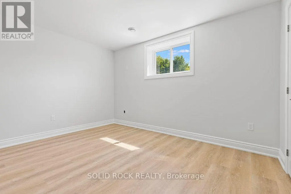 9 BILLINGS AVENUE W