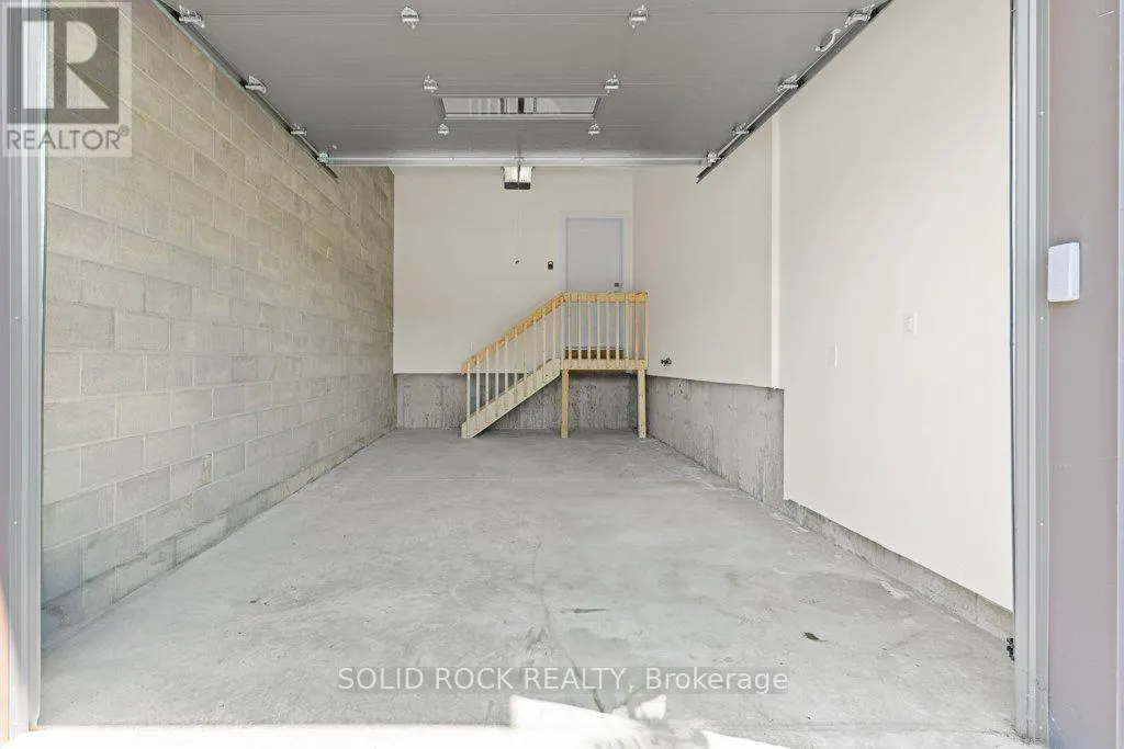 9 BILLINGS AVENUE W