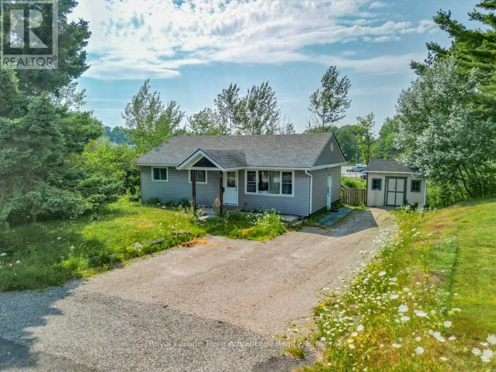 8 EDWARD STREET