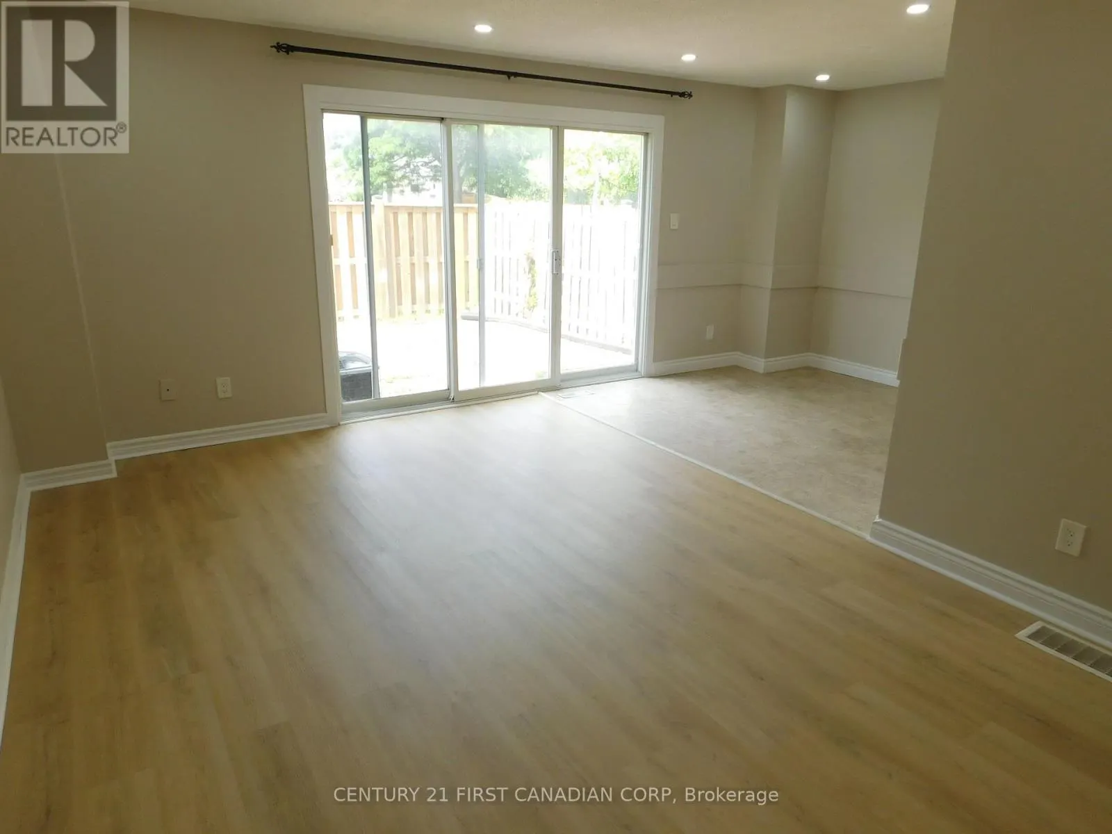 2 - 500 OSGOODE DRIVE, #2