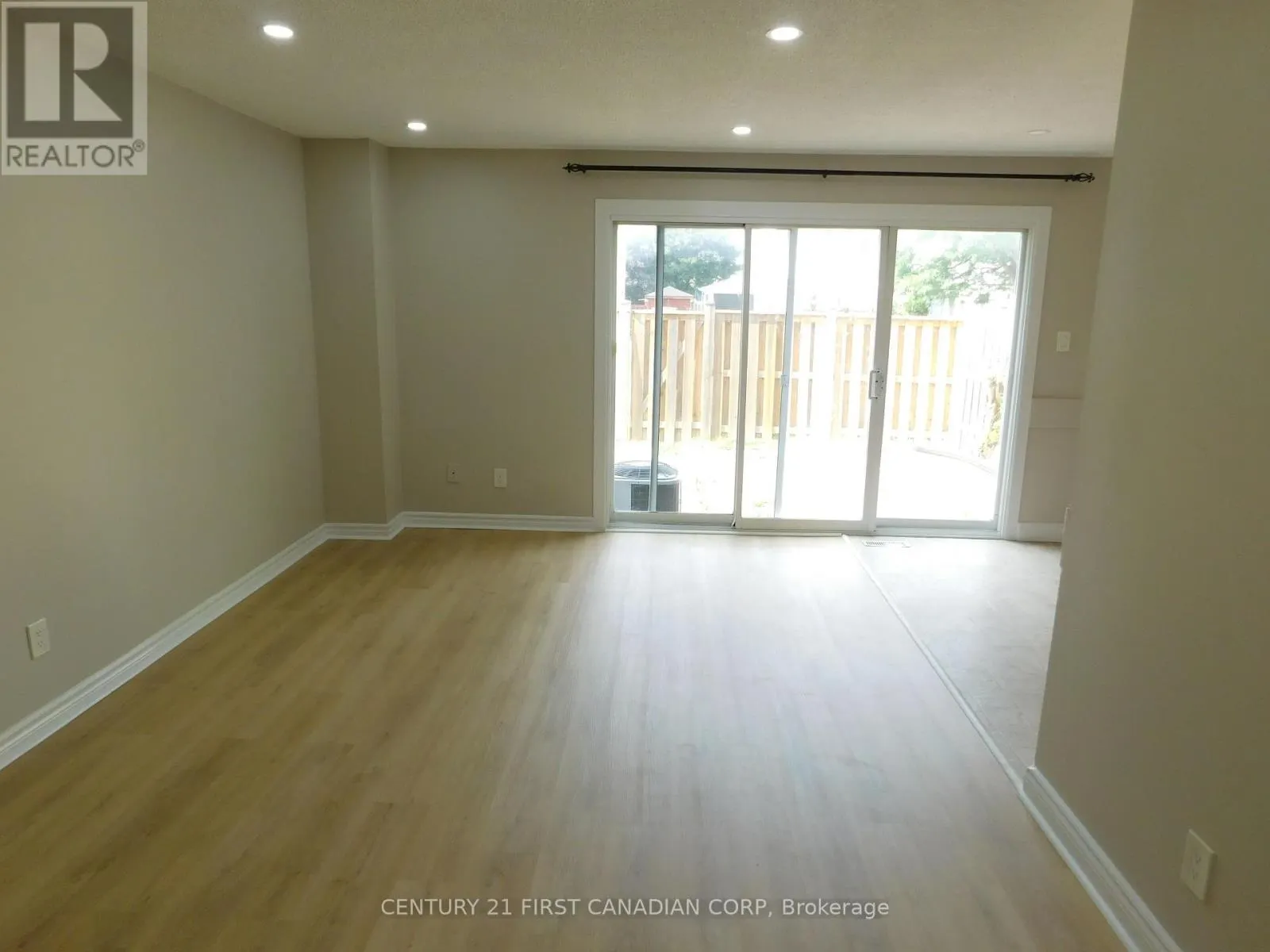 2 - 500 OSGOODE DRIVE, #2