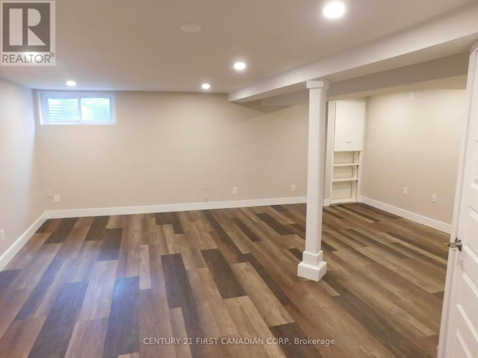 2 - 500 OSGOODE DRIVE, #2