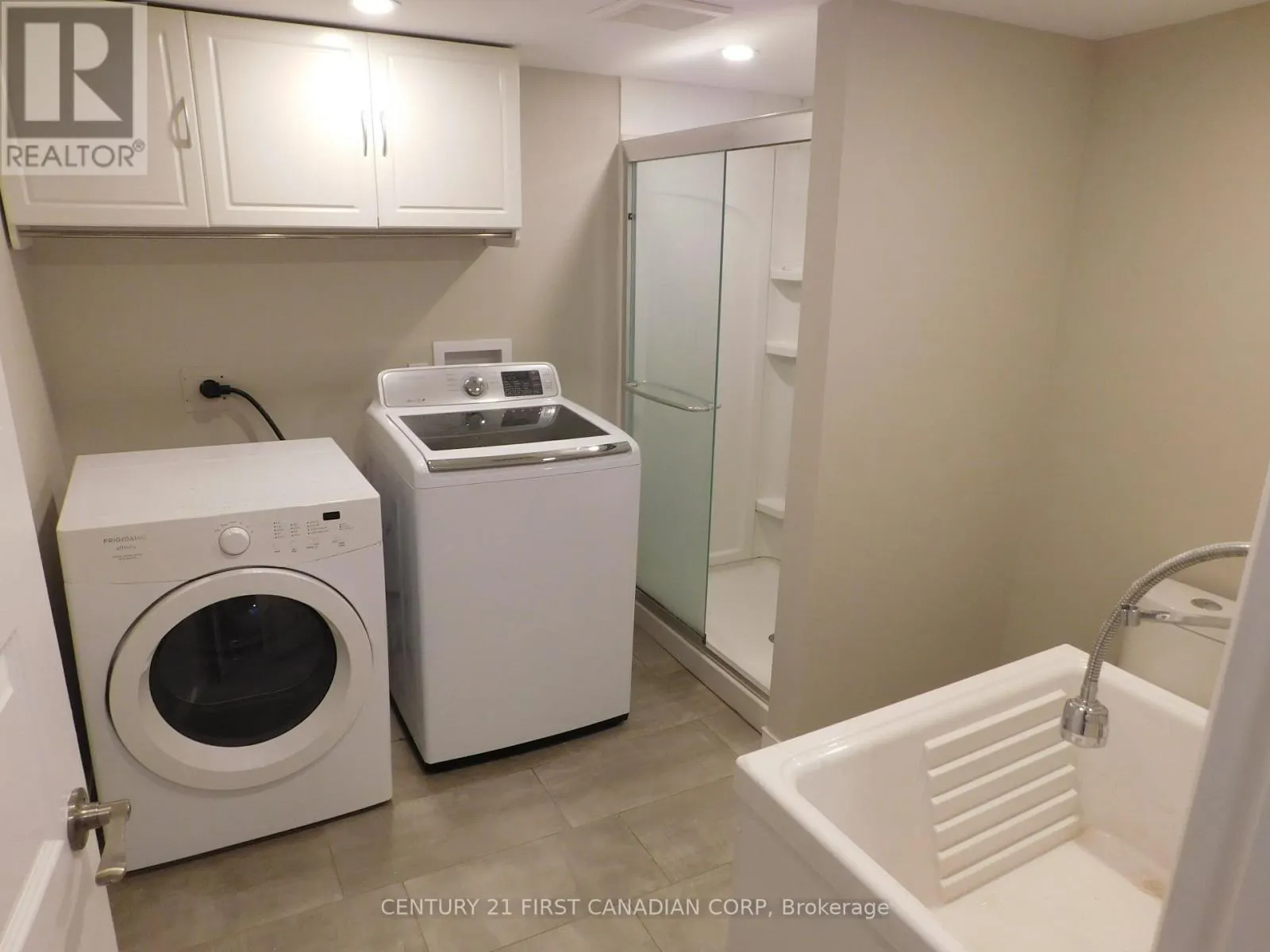 2 - 500 OSGOODE DRIVE, #2
