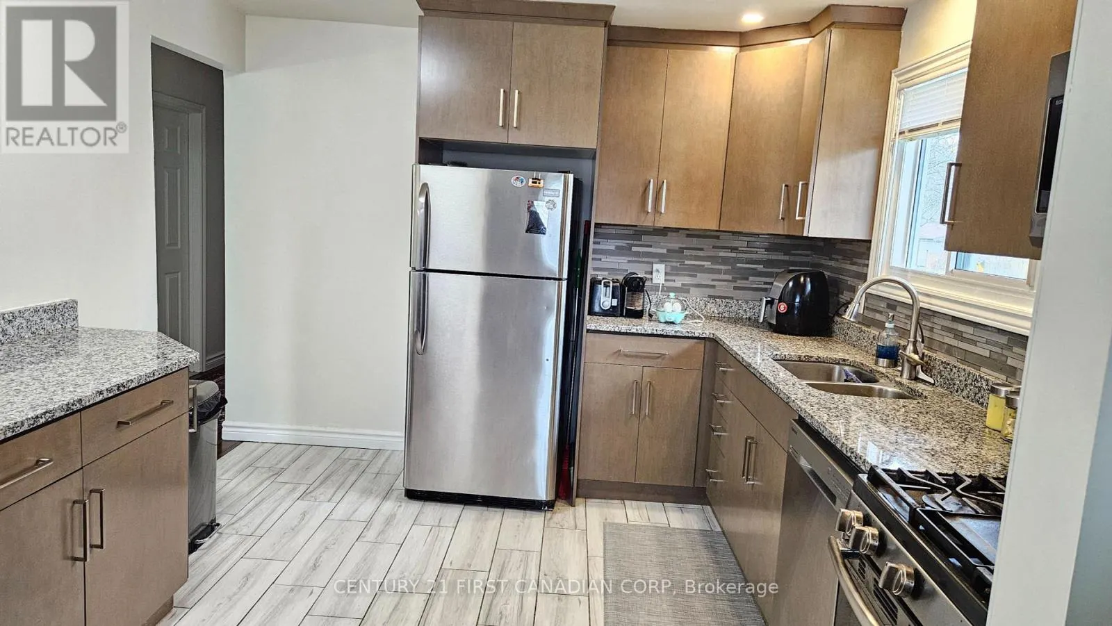45 LOCUST CRESCENT
