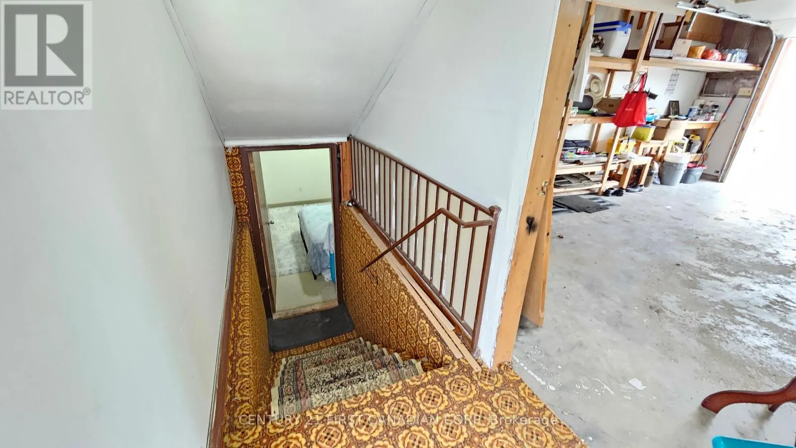 45 LOCUST CRESCENT