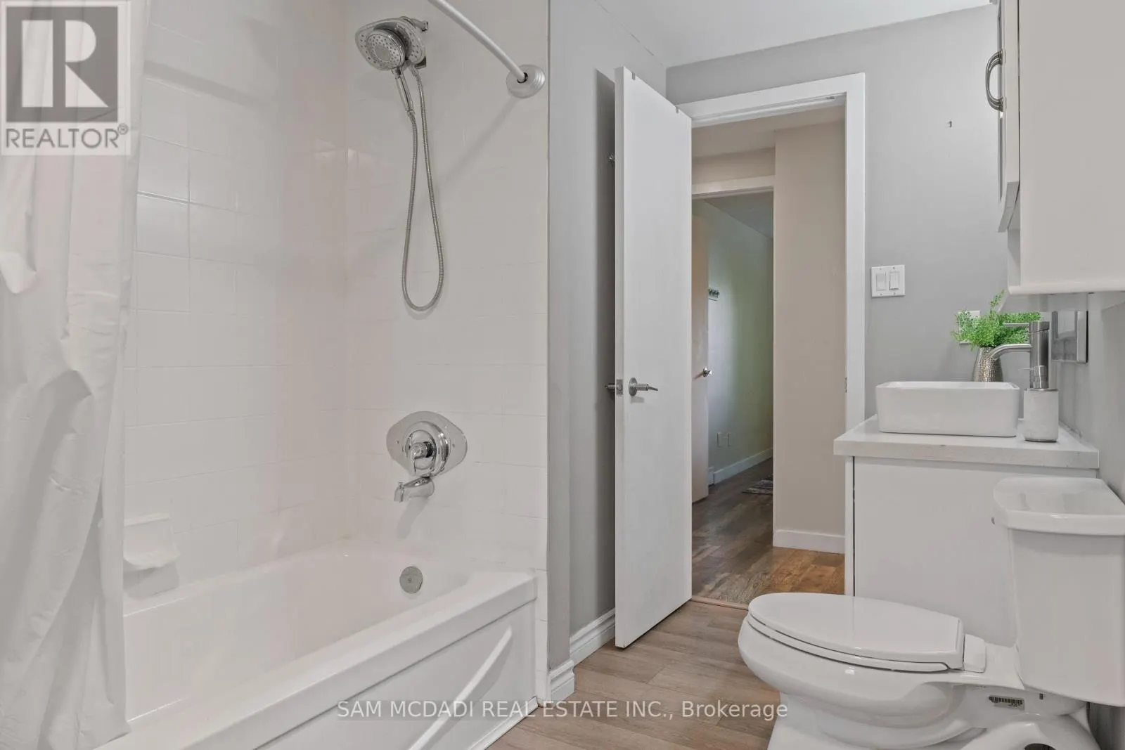 65 EDGEMERE DRIVE
