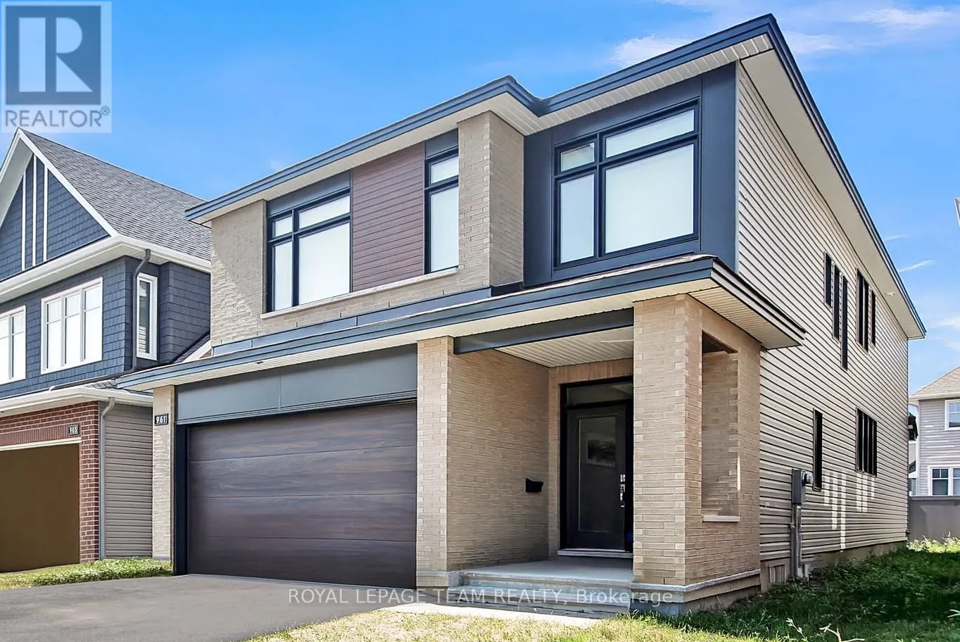 961 BECKTON HEIGHTS W