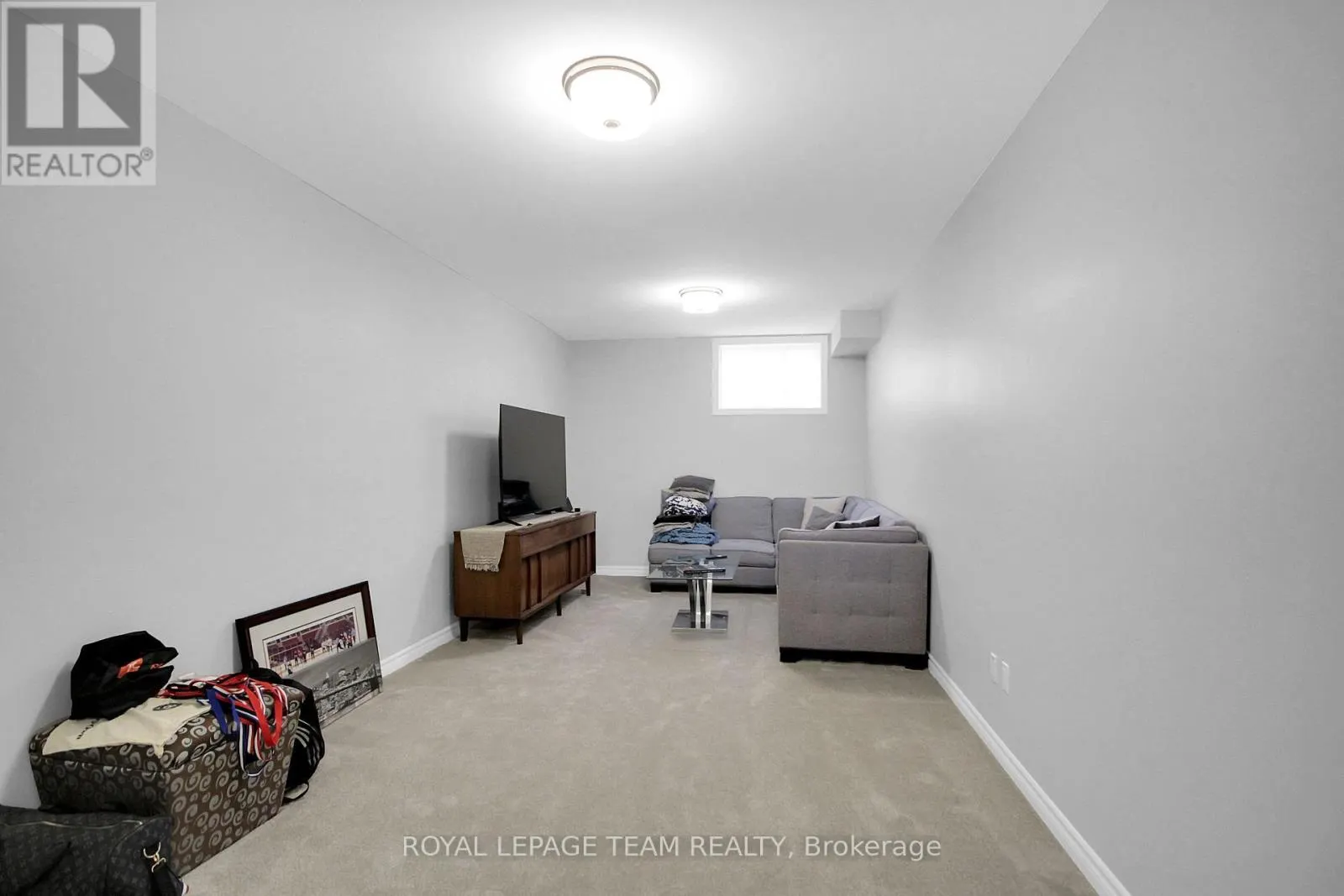 961 BECKTON HEIGHTS W