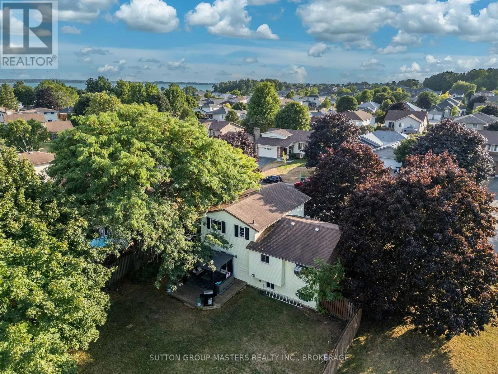 66 NICHOLSON CRESCENT