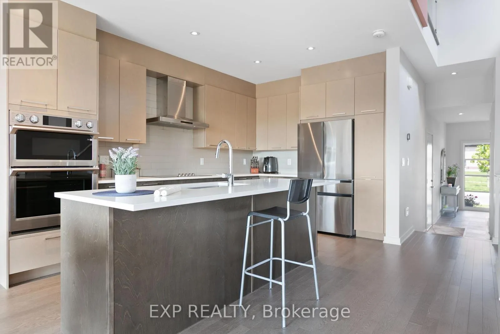 244 SHUTTLEWORTH DRIVE