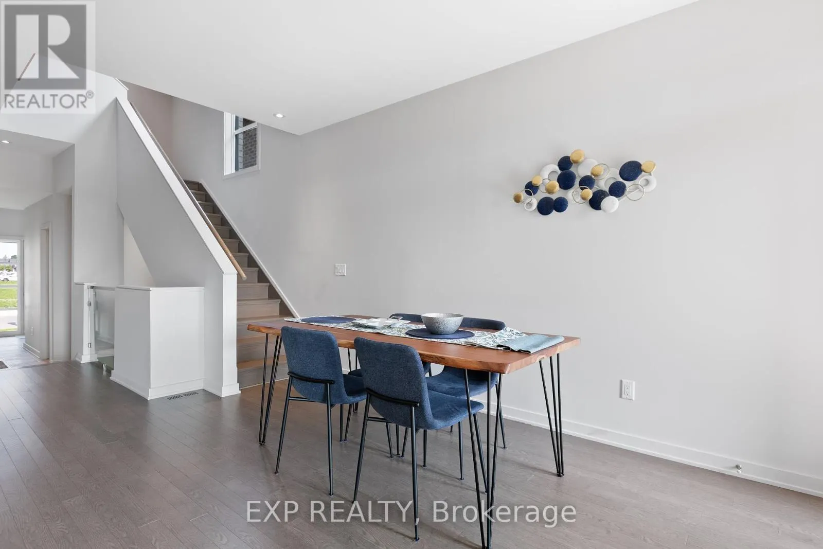 244 SHUTTLEWORTH DRIVE