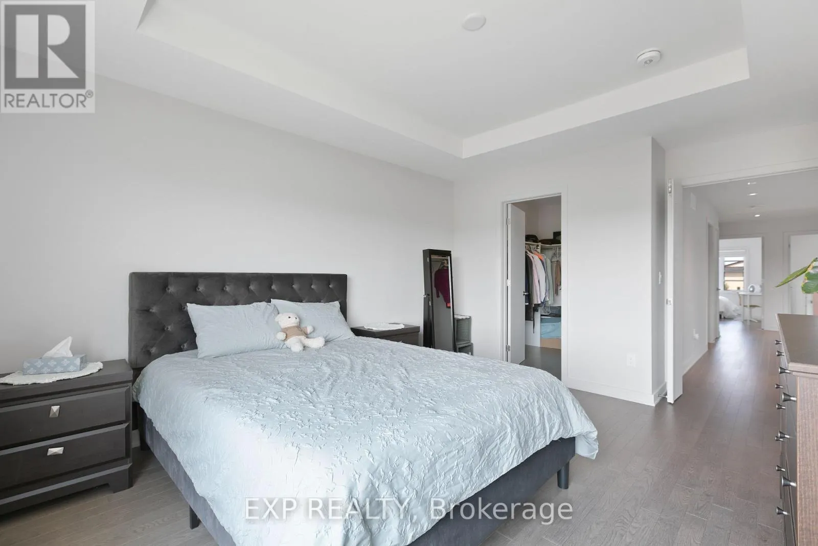 244 SHUTTLEWORTH DRIVE