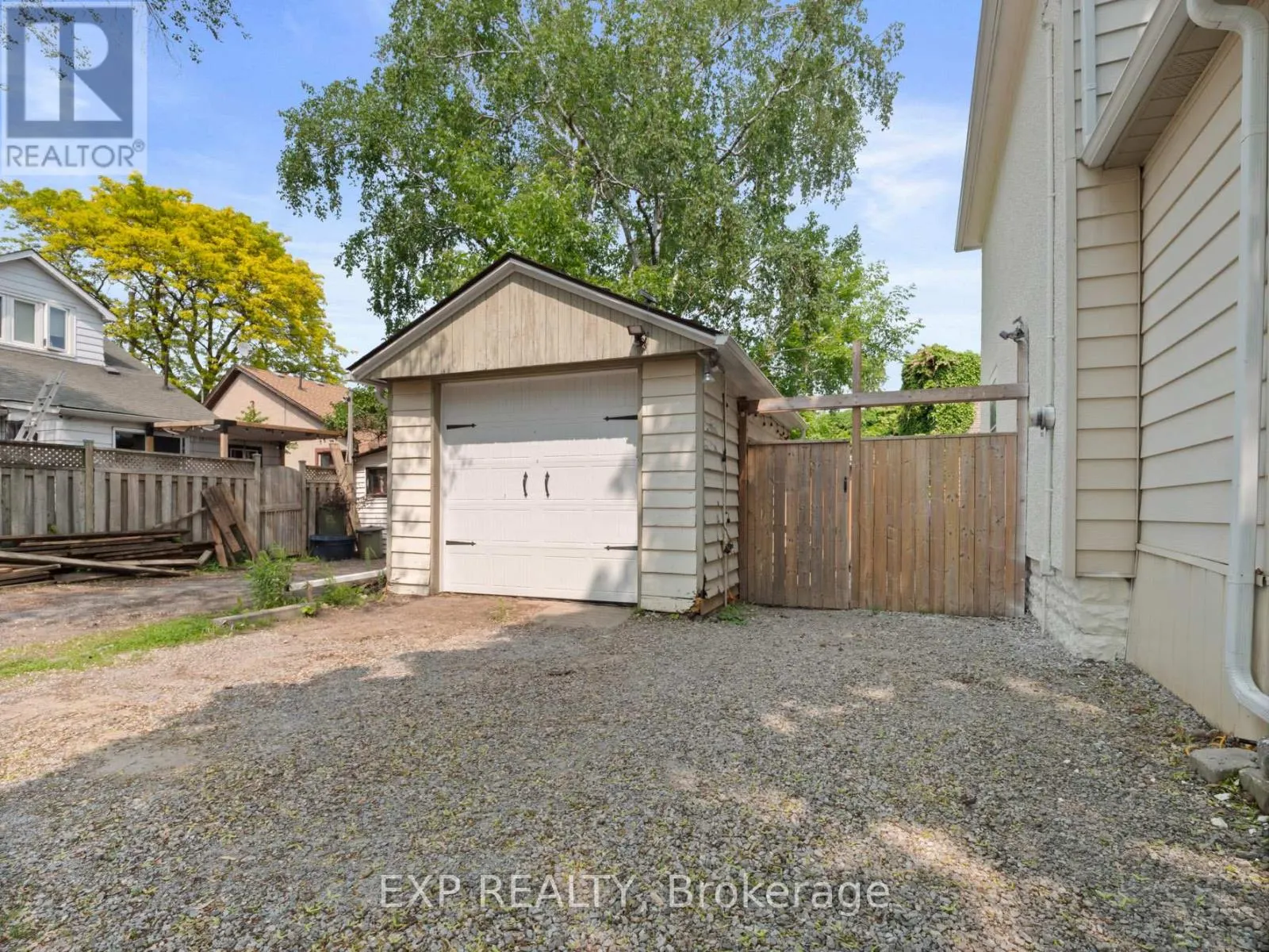 4 WILEY STREET