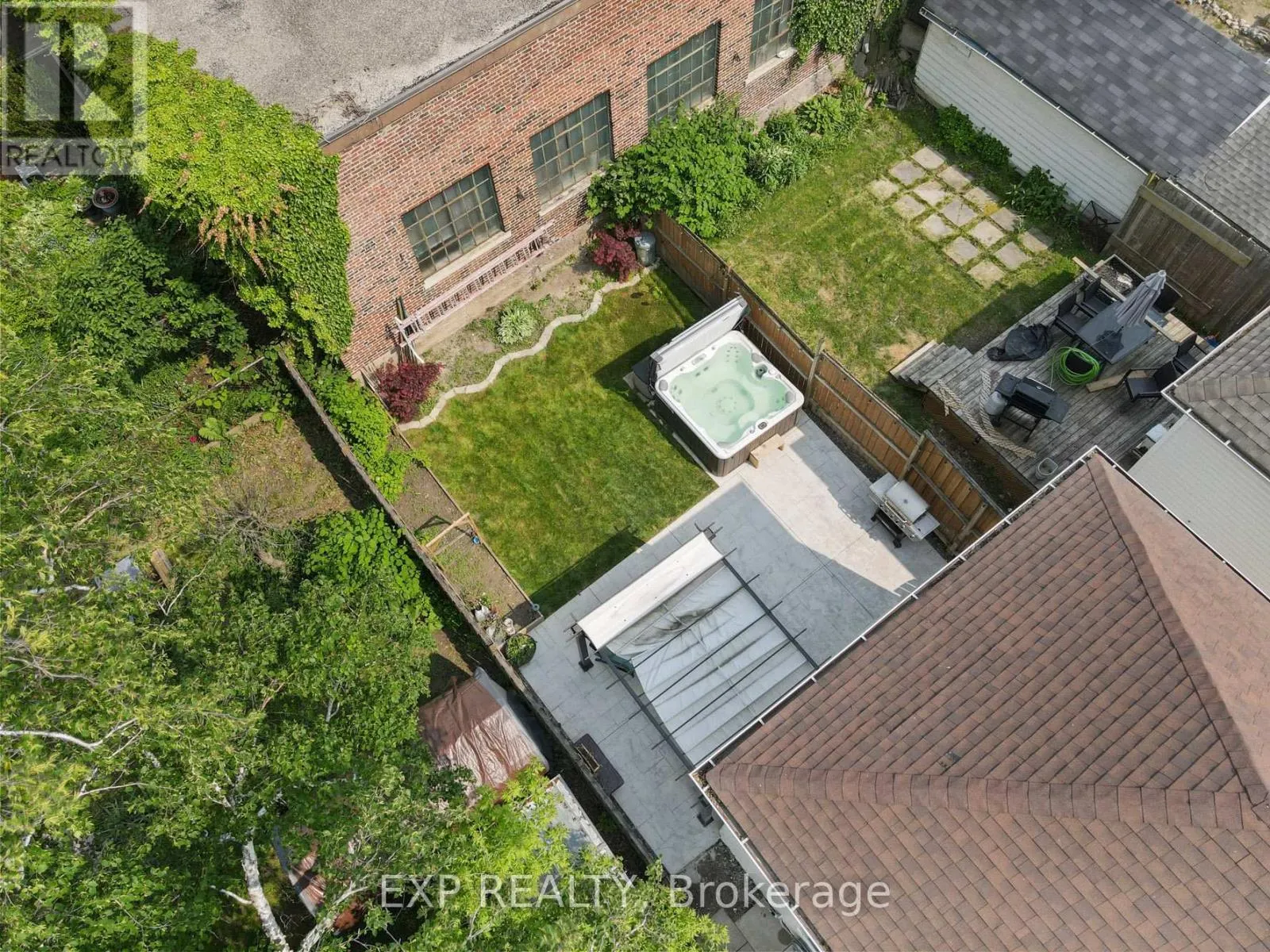 4 WILEY STREET