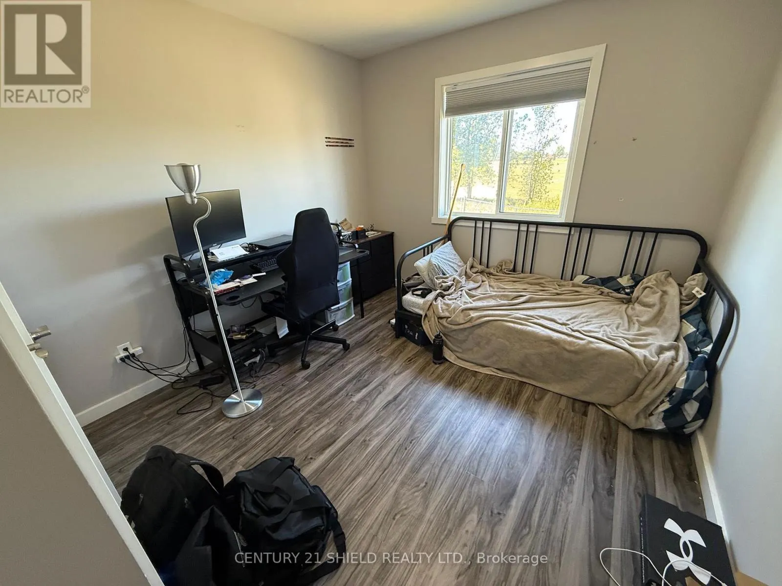 240 GLEN NORA DRIVE