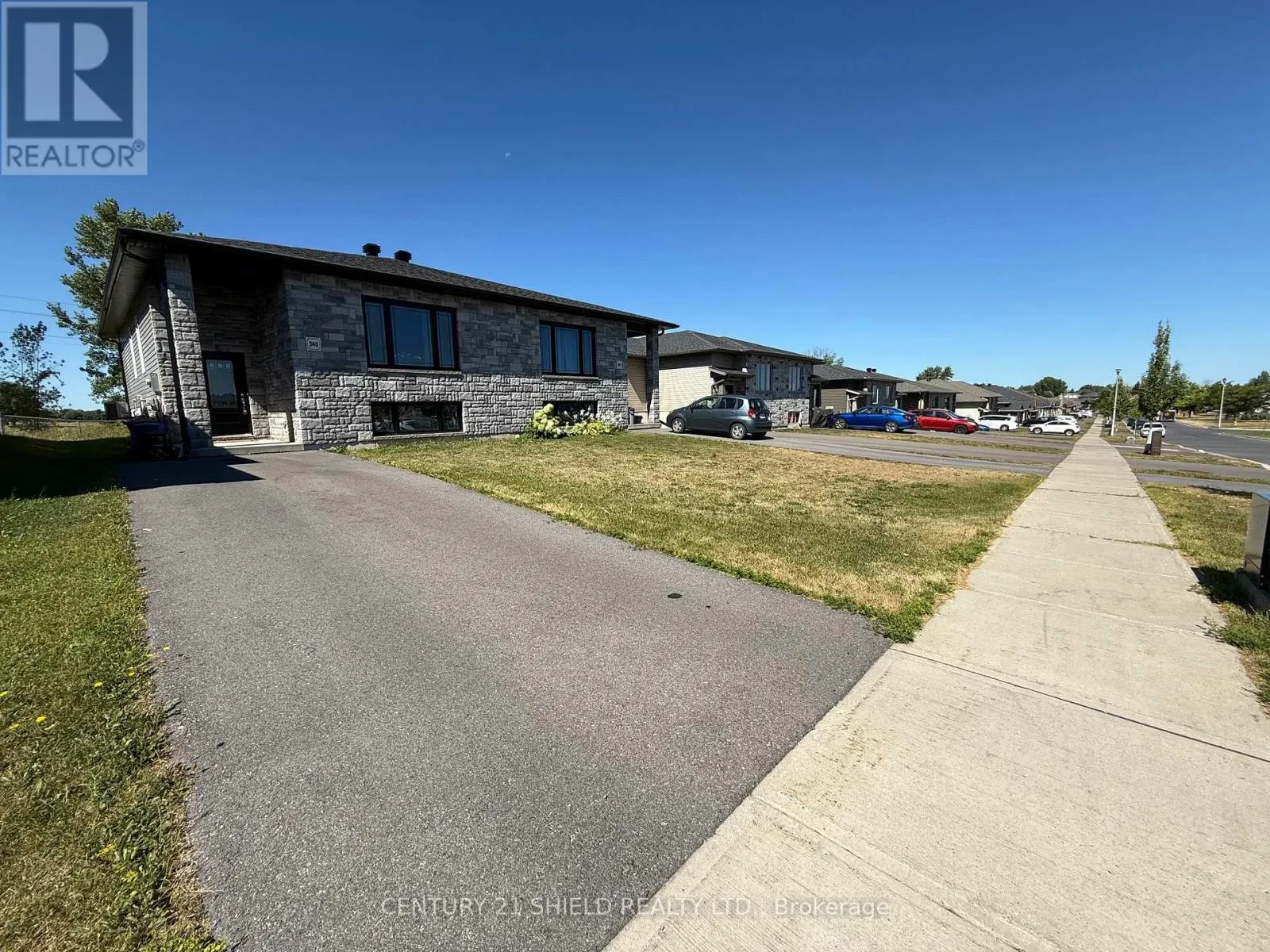 240 GLEN NORA DRIVE