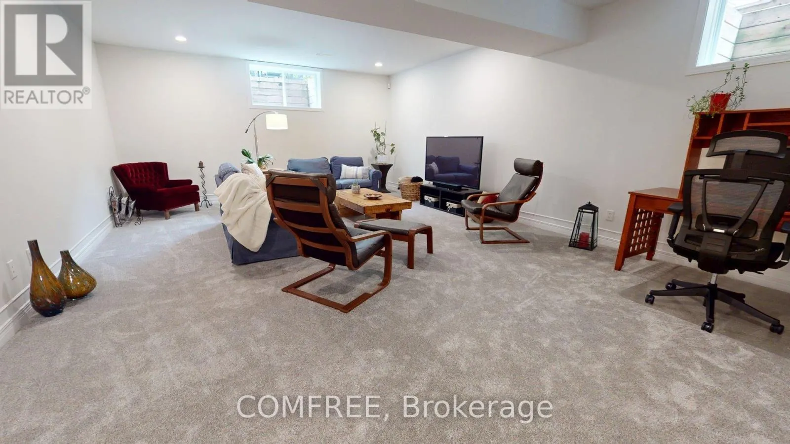 176 SOLERA CIRCLE