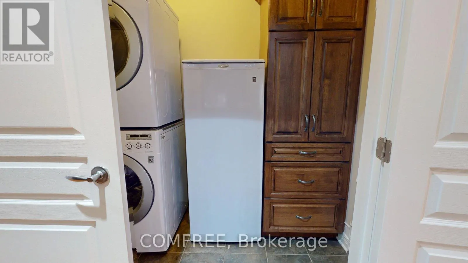 176 SOLERA CIRCLE