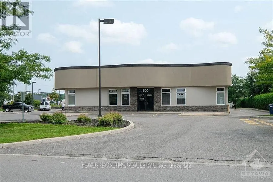 300 - 500 LACOLLE WAY