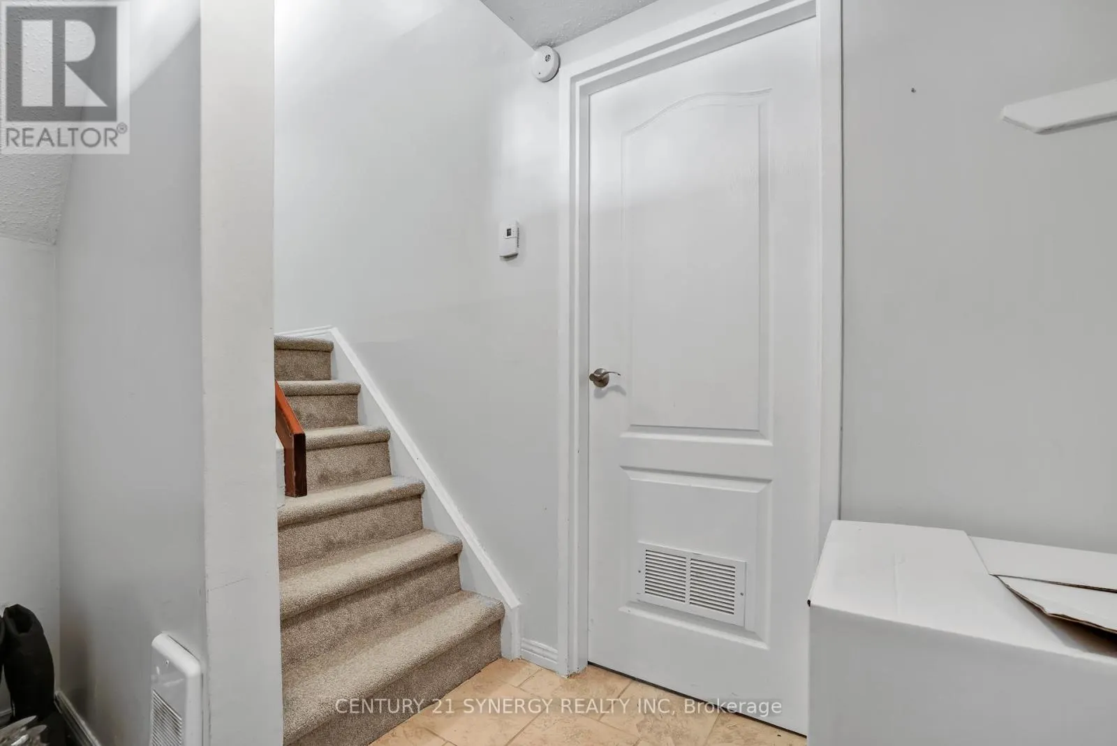 17 - 3415 UPLANDS DRIVE