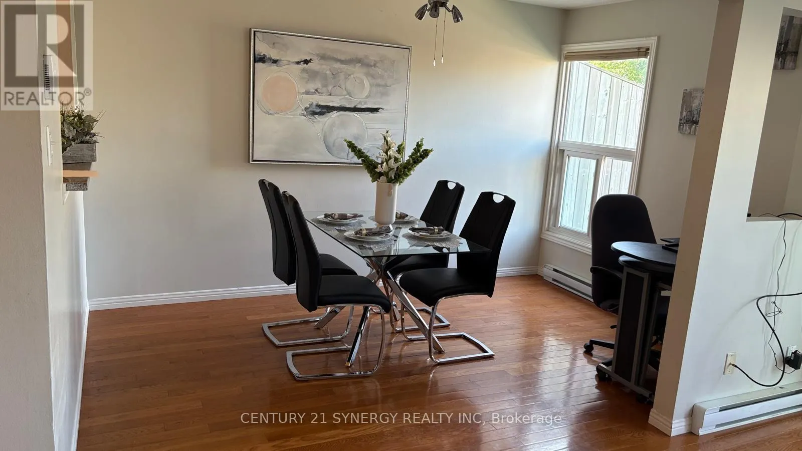 17 - 3415 UPLANDS DRIVE