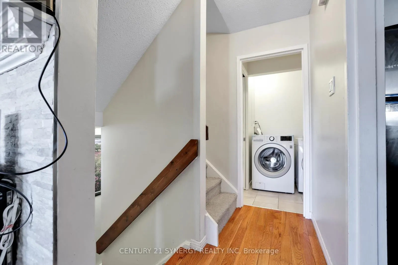 17 - 3415 UPLANDS DRIVE