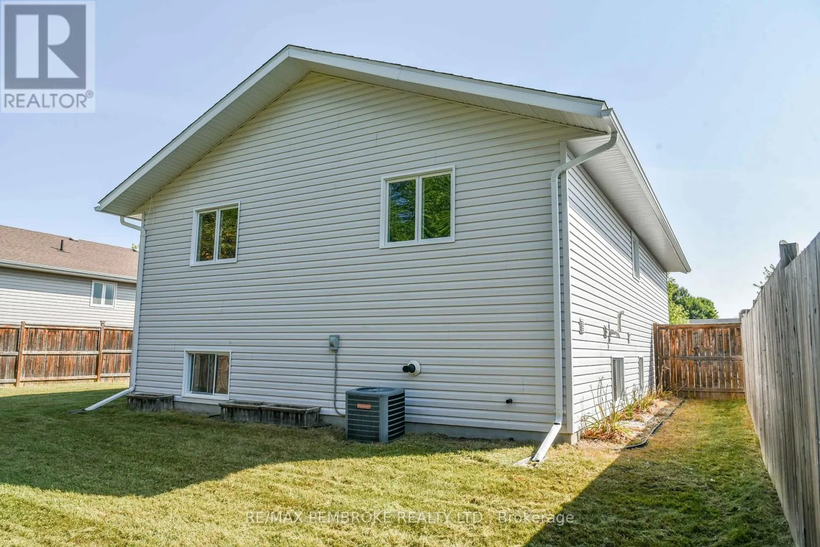 49 OAK AVENUE