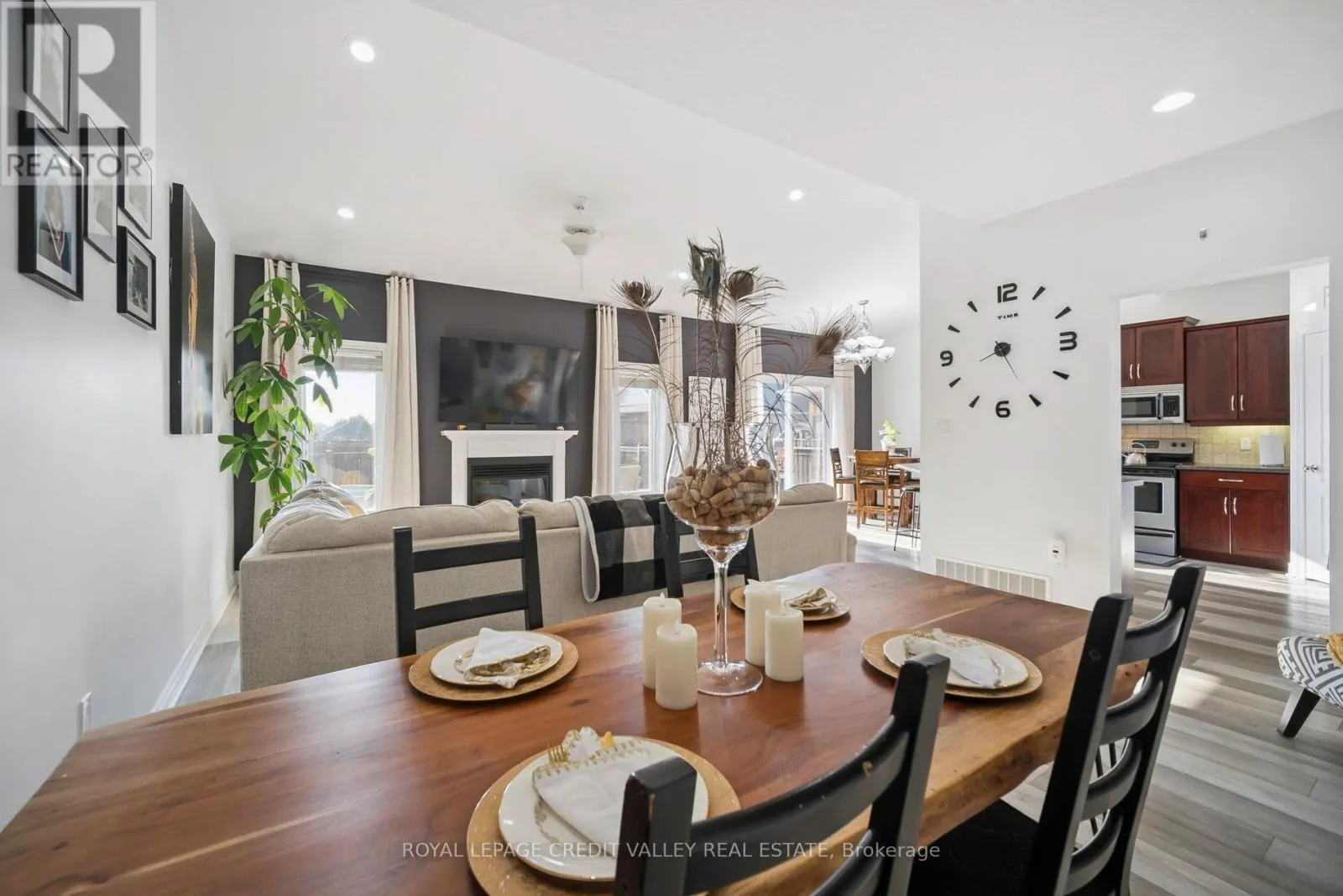 9 PEACH TREE BOULEVARD