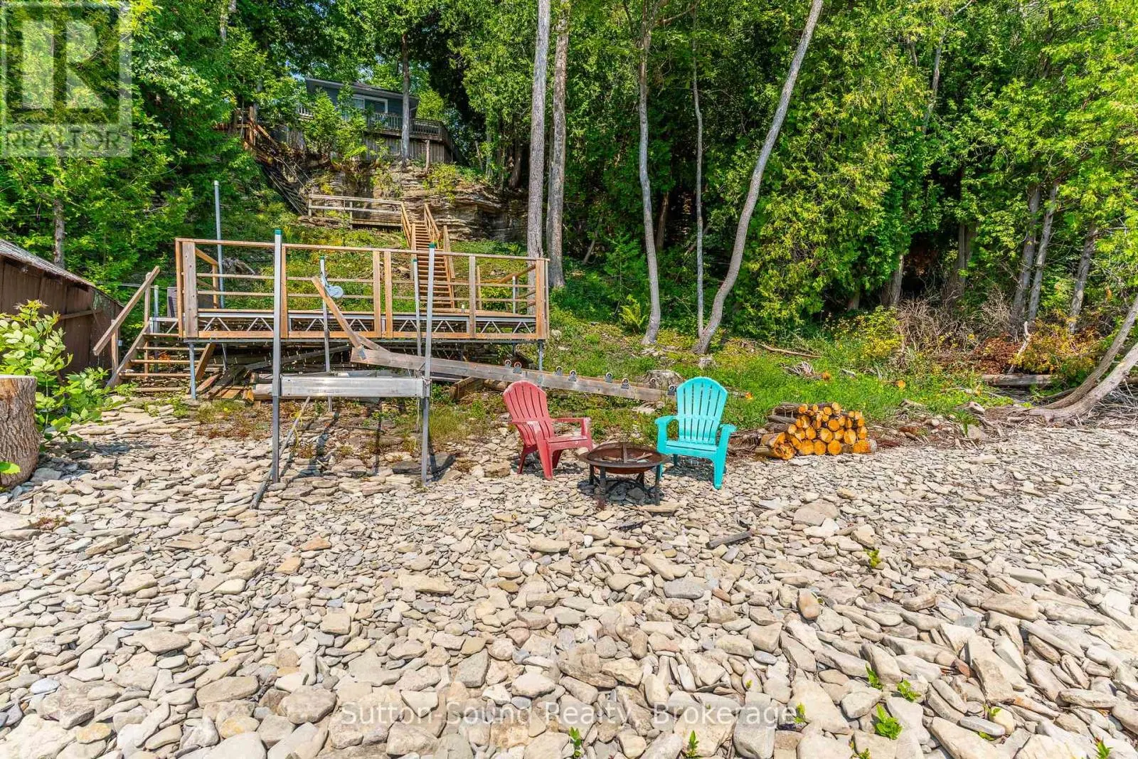 606 MALLORY BEACH ROAD