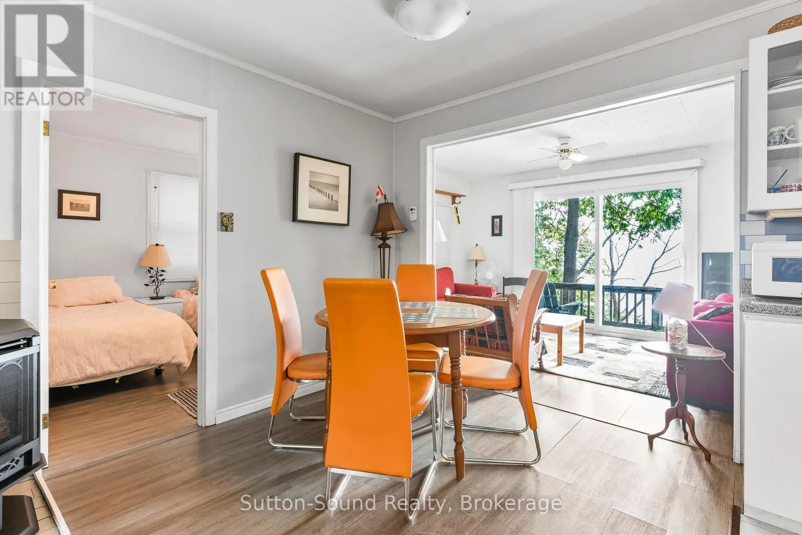 606 MALLORY BEACH ROAD