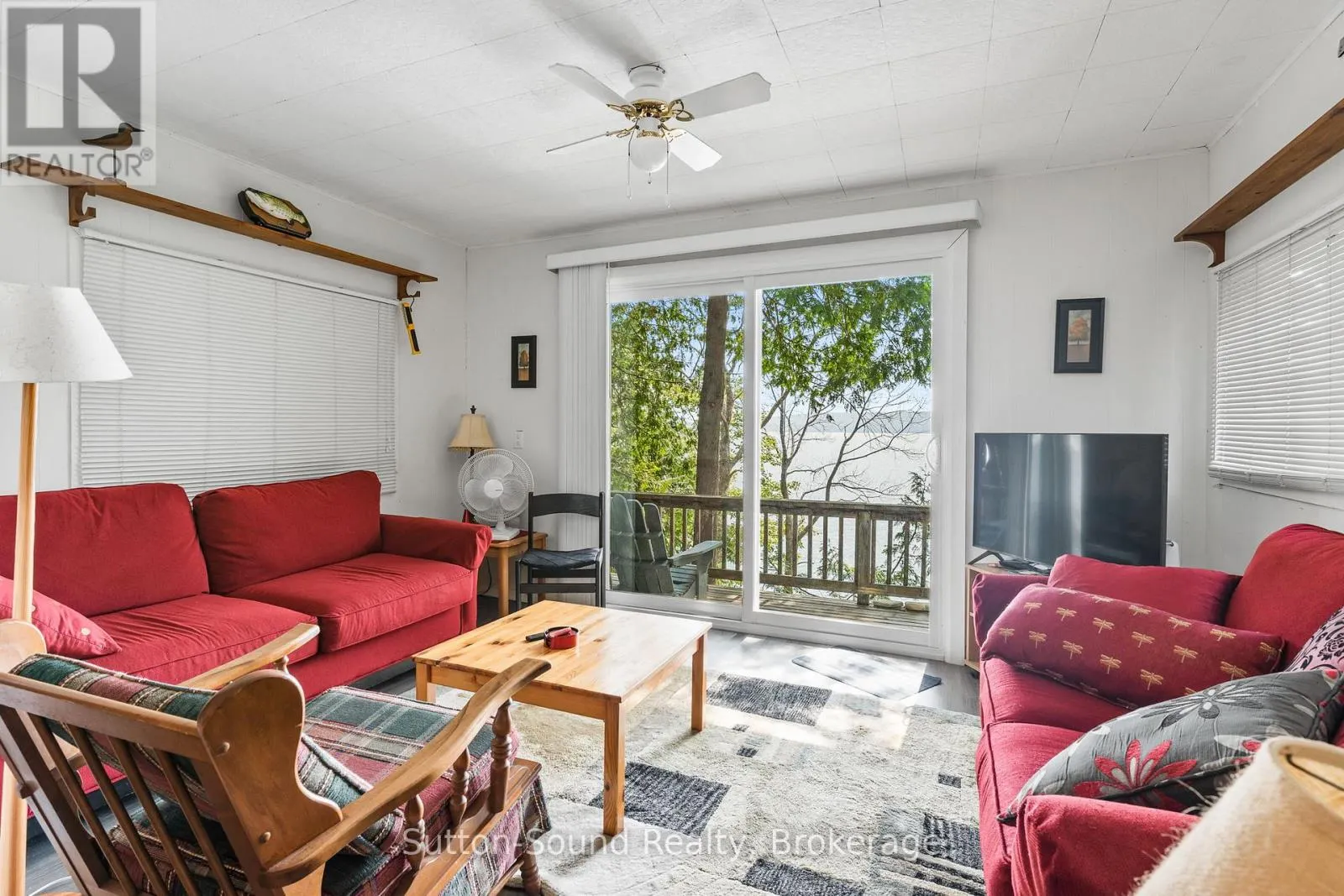 606 MALLORY BEACH ROAD