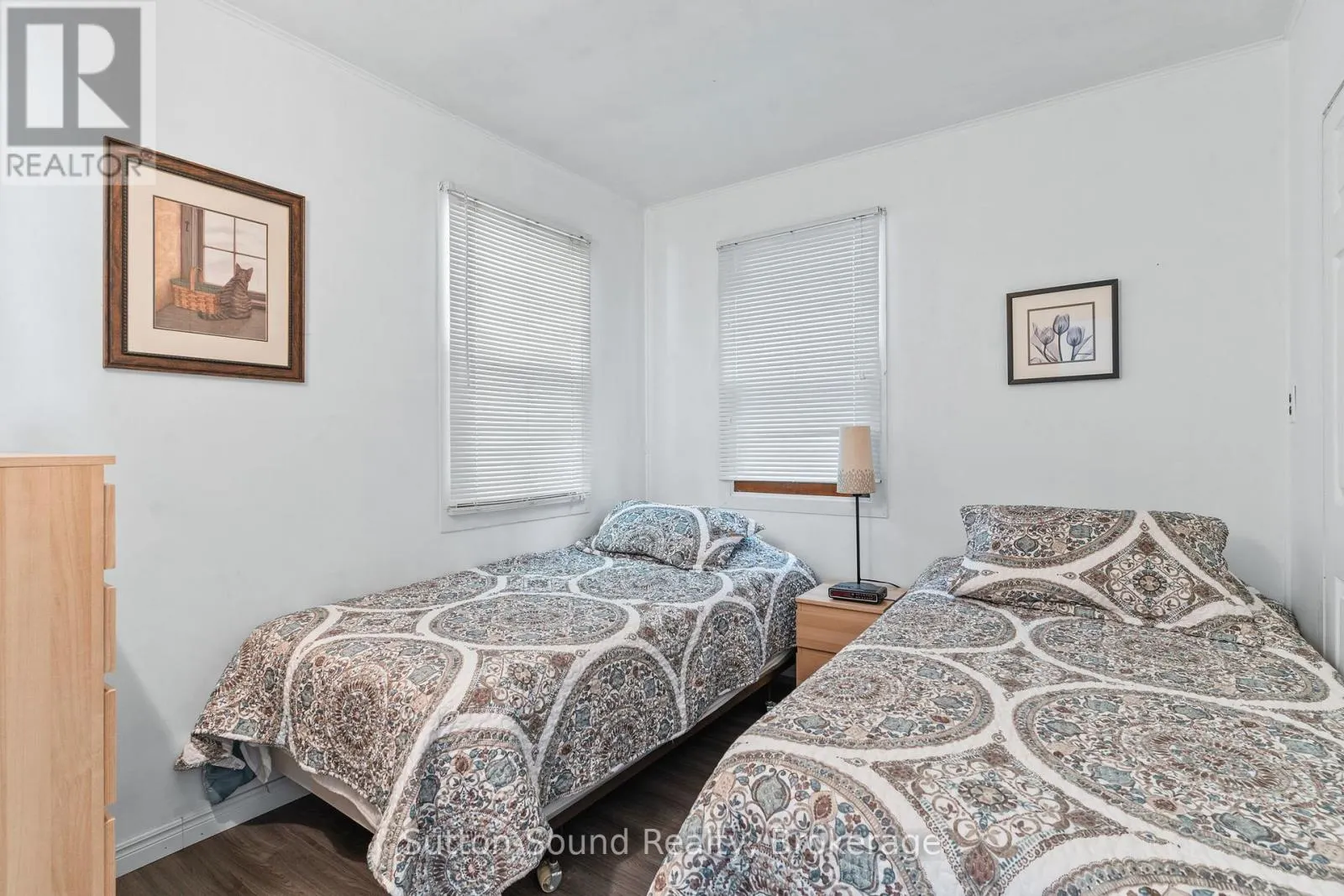 606 MALLORY BEACH ROAD