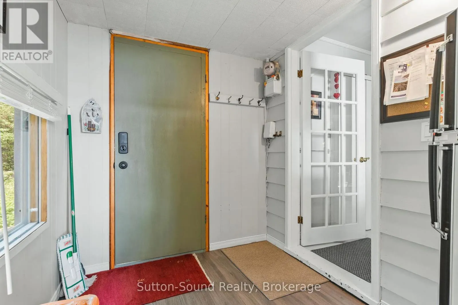 606 MALLORY BEACH ROAD
