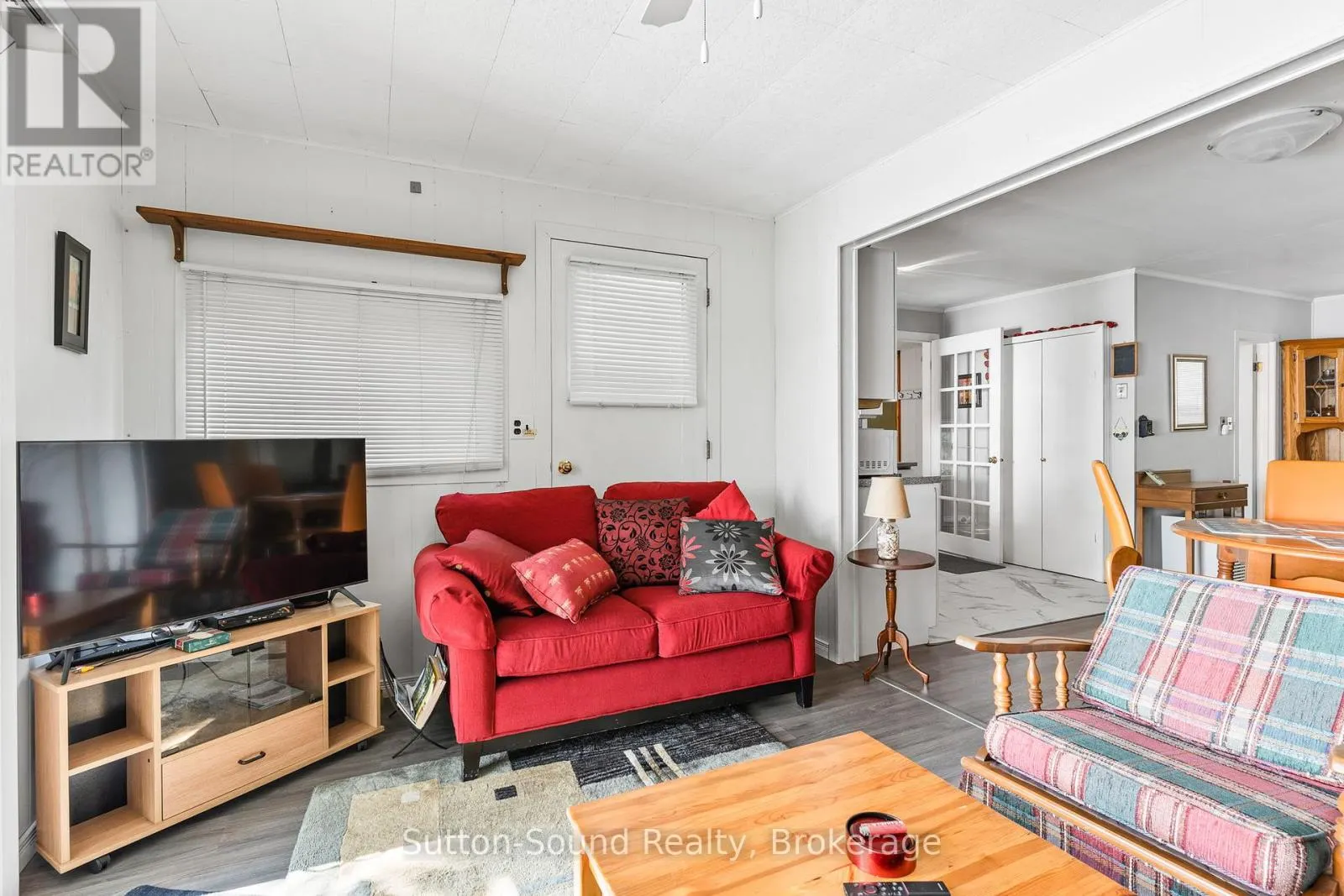 606 MALLORY BEACH ROAD
