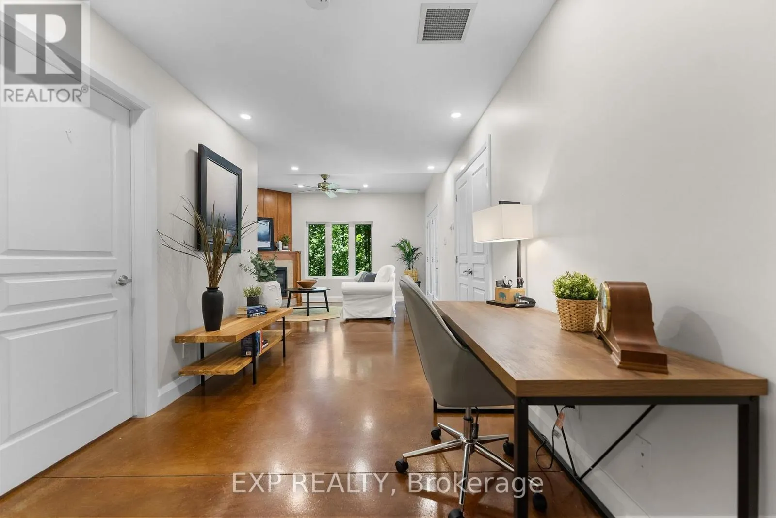 5759 QUEENSCOURT CRESCENT