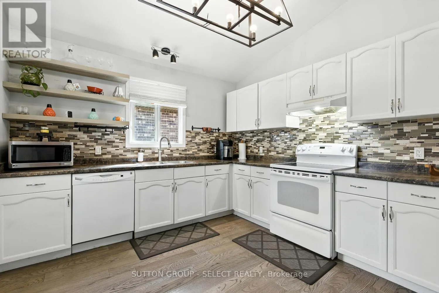 281 ELLERSLIE ROAD