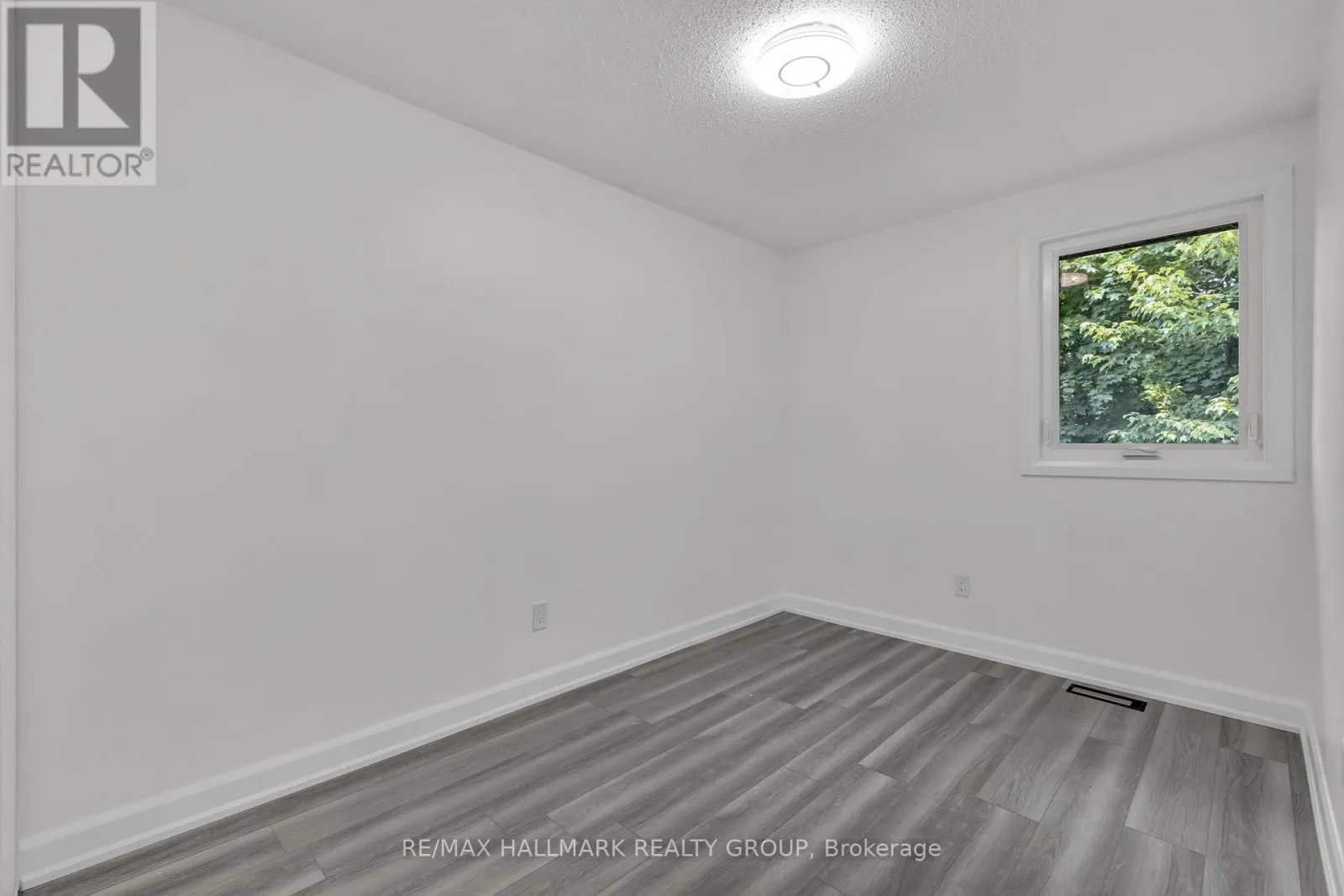 213 BOOTH STREET