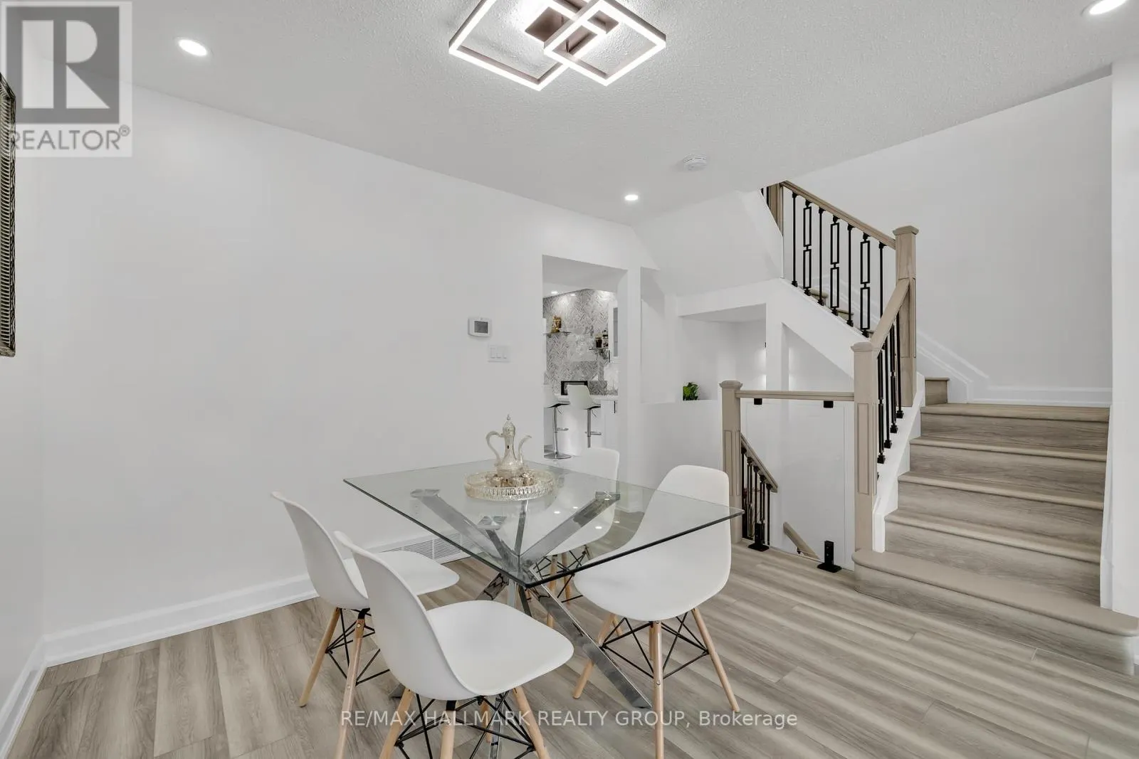 213 BOOTH STREET