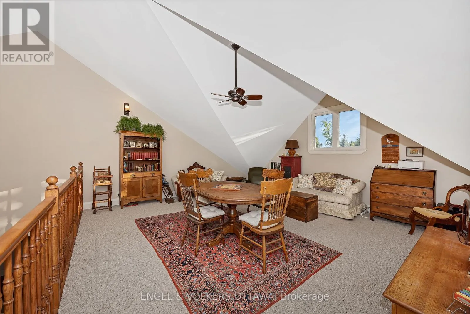 1836 WHITEMARSH CRESCENT