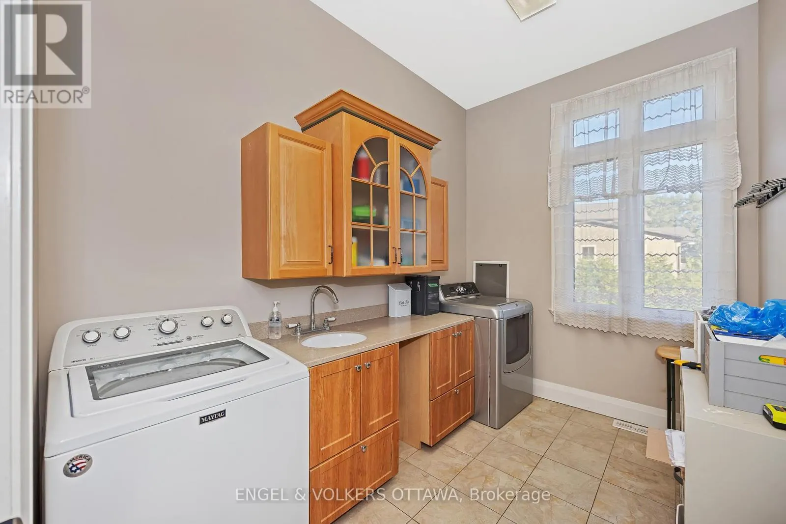1836 WHITEMARSH CRESCENT