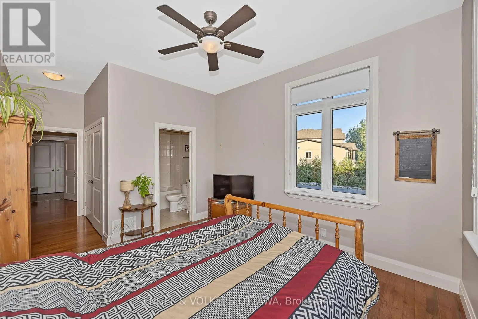 1836 WHITEMARSH CRESCENT