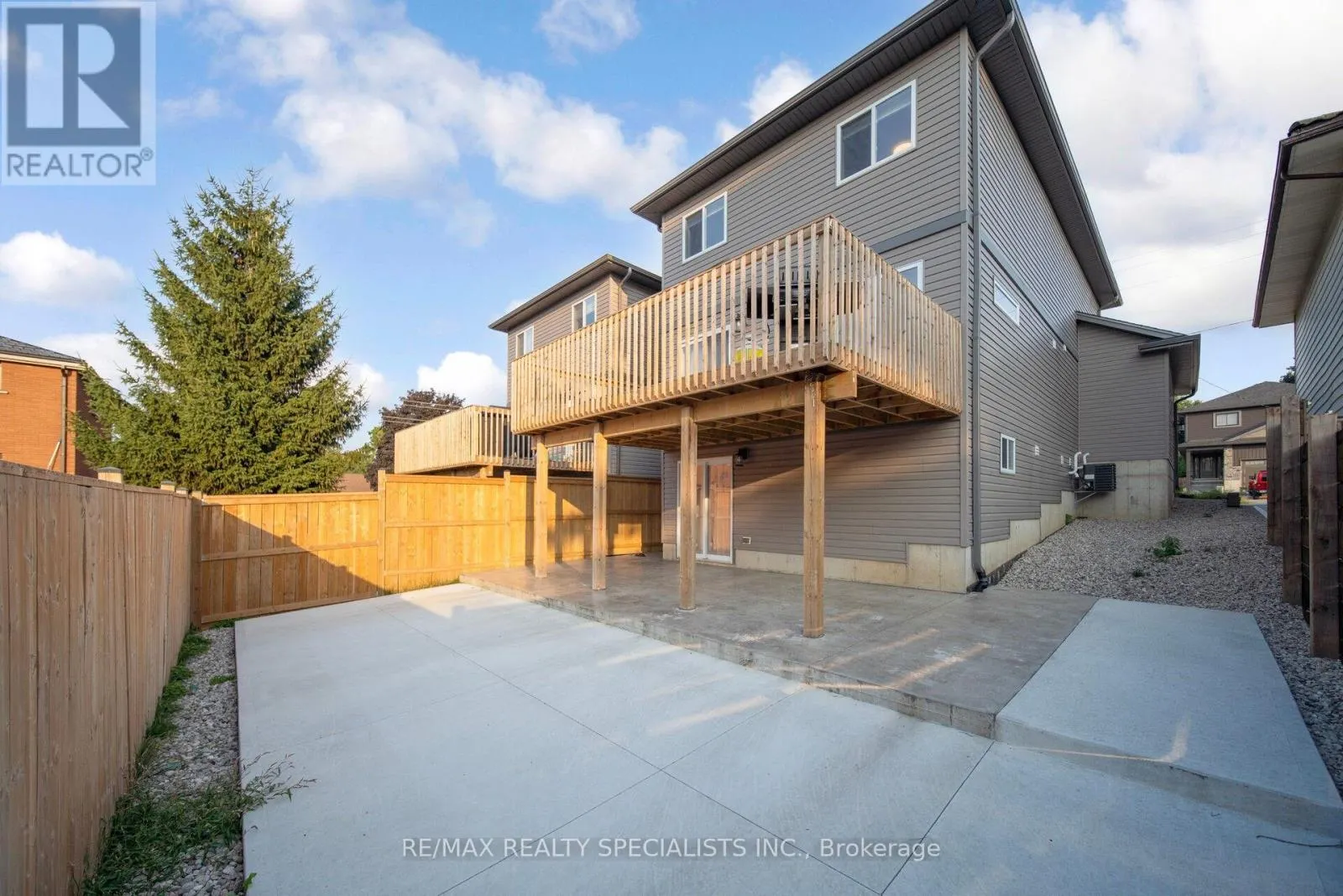 457 SPENCER STREET