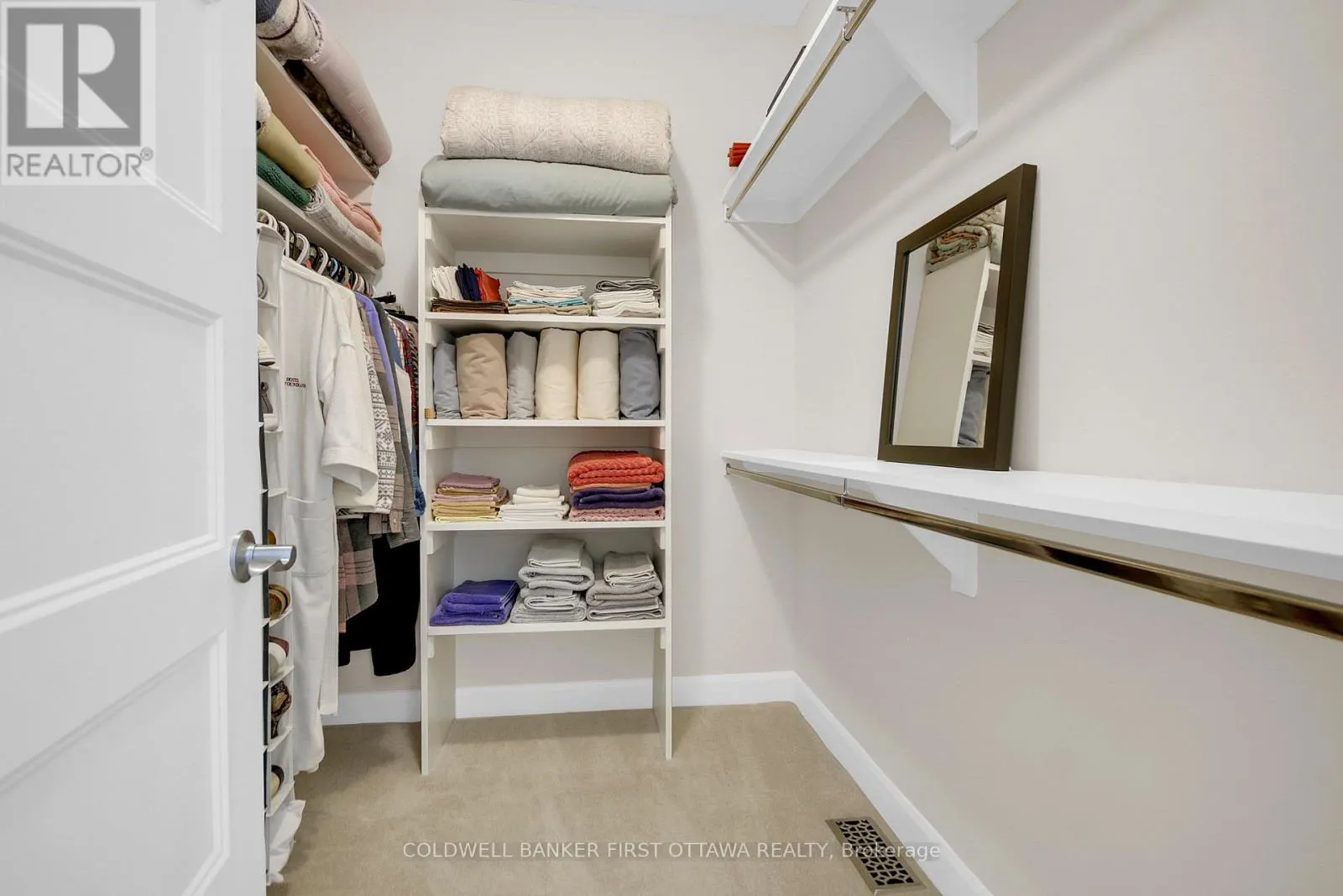 893 ARTEMIS CIRCLE