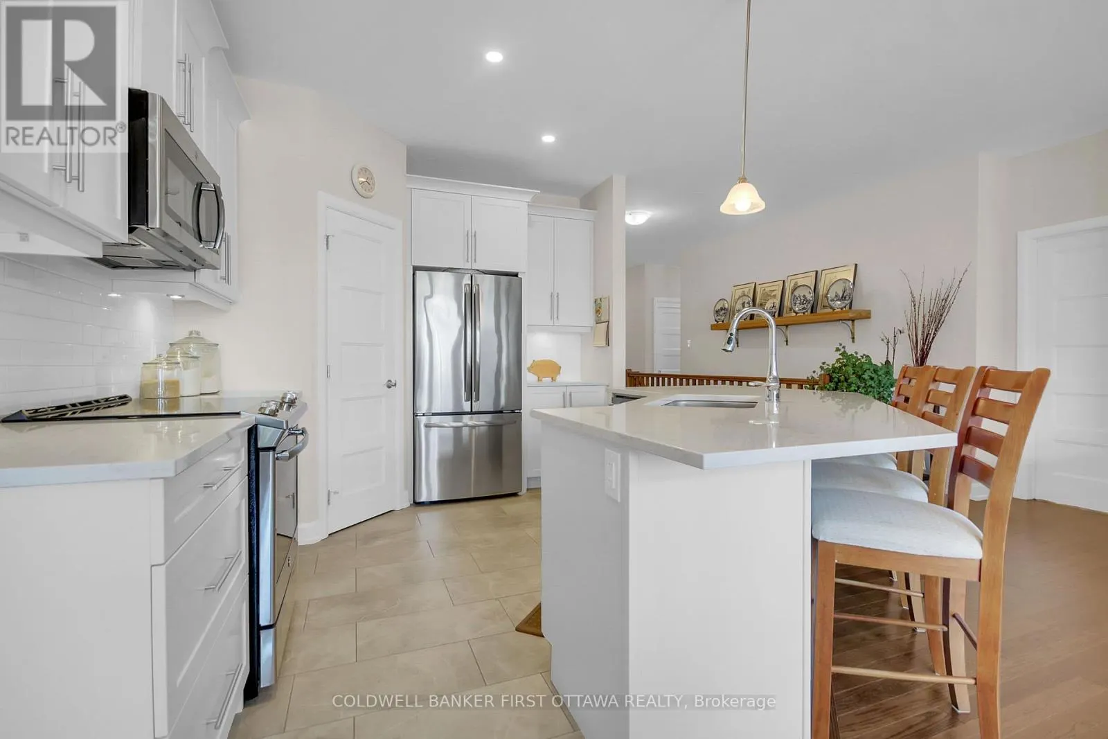 893 ARTEMIS CIRCLE