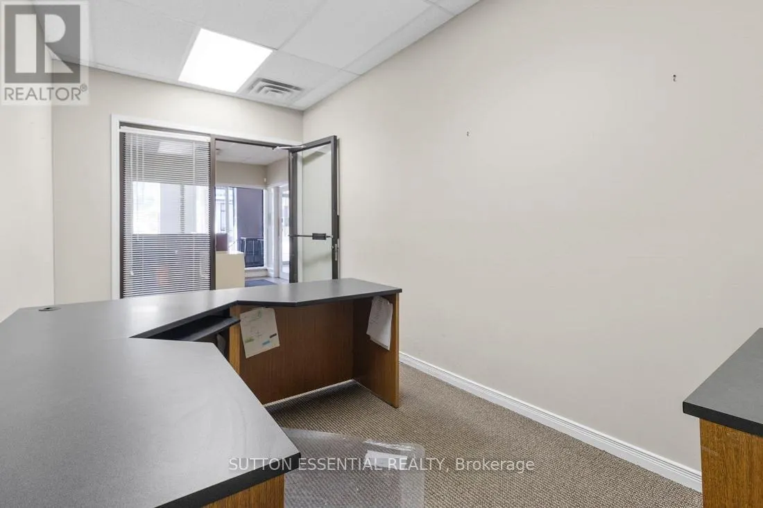27 KING STREET E