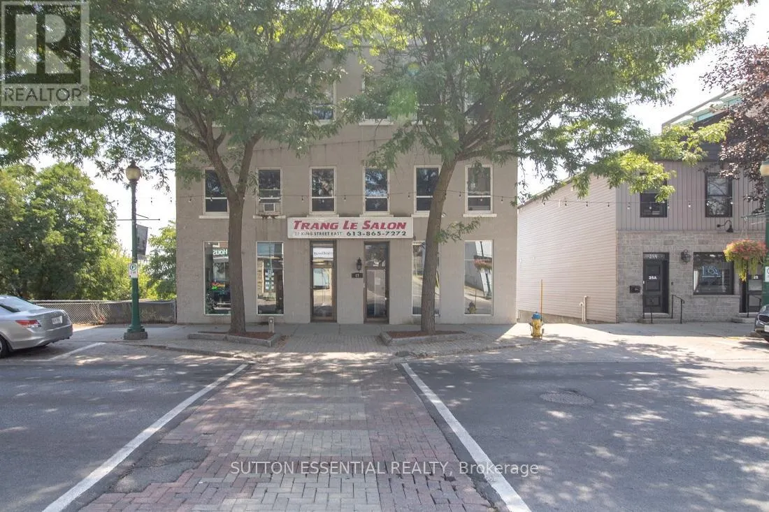27 KING STREET E
