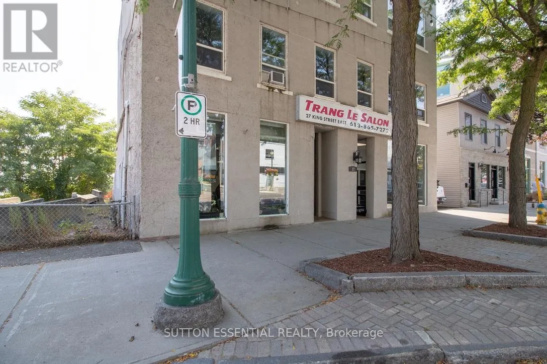 27 KING STREET E