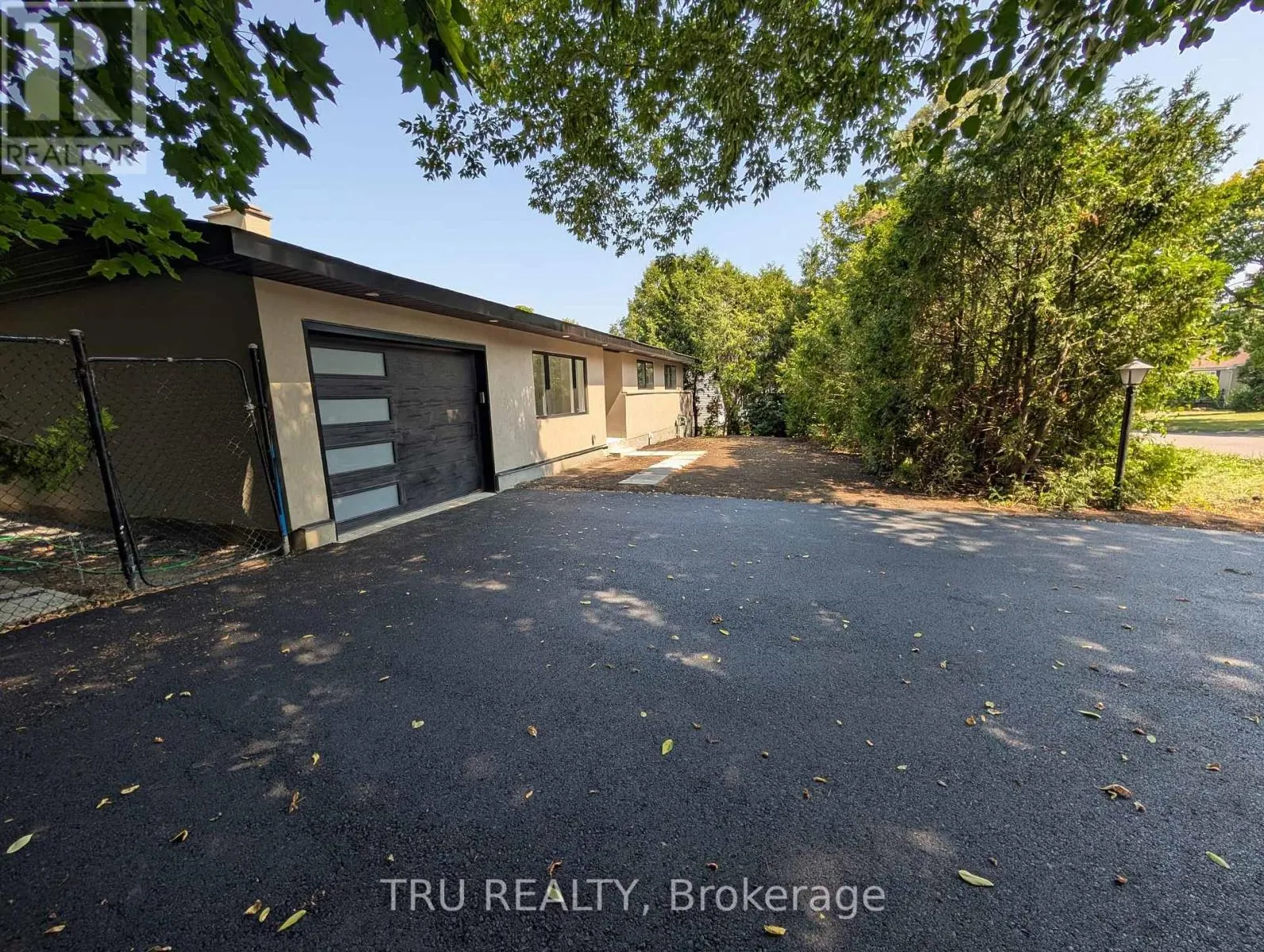 39 SUNNYCREST DRIVE