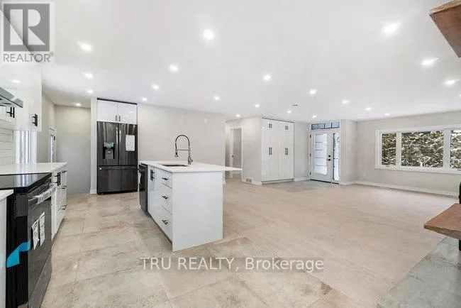 39 SUNNYCREST DRIVE
