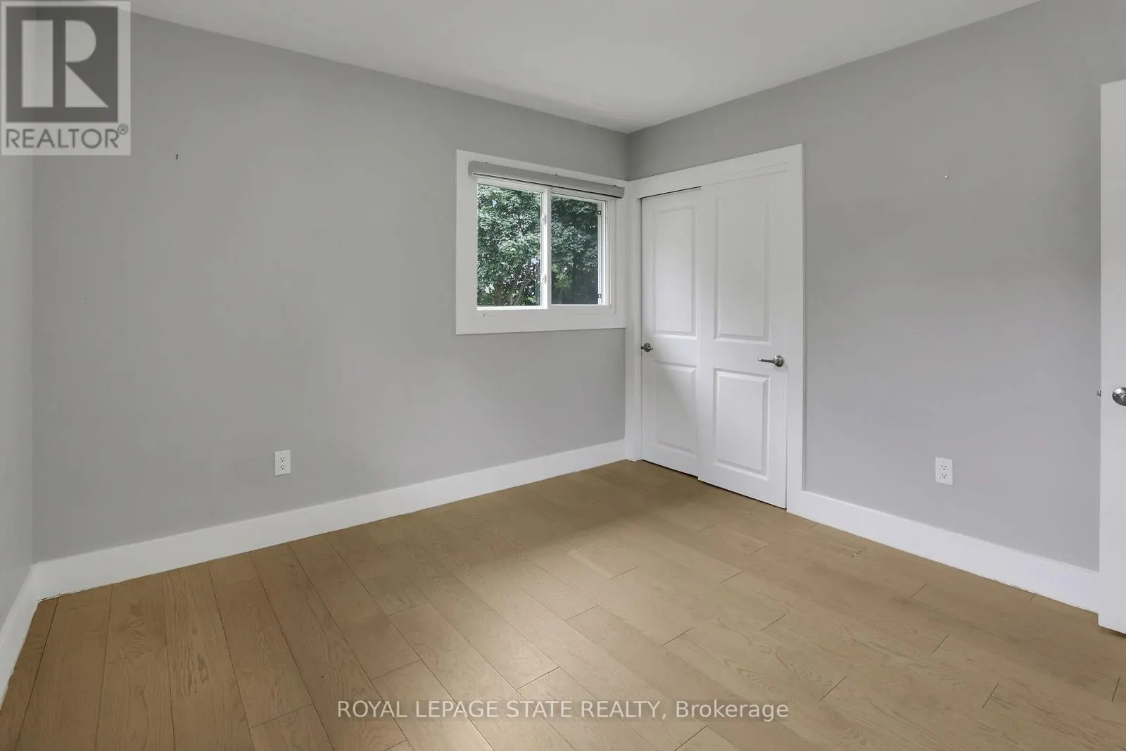 6 LINCOLN AVENUE